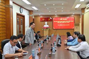 The Central Institute of Natural Resources and Environmental Studies joined the delegation from VNU Hanoi to support people in the flooded areas of Dak Lak and conduct survey to assess natural disasters