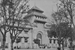 Từ truyền thống văn hiến đến bản sắc đại học Việt Nam hiện đại